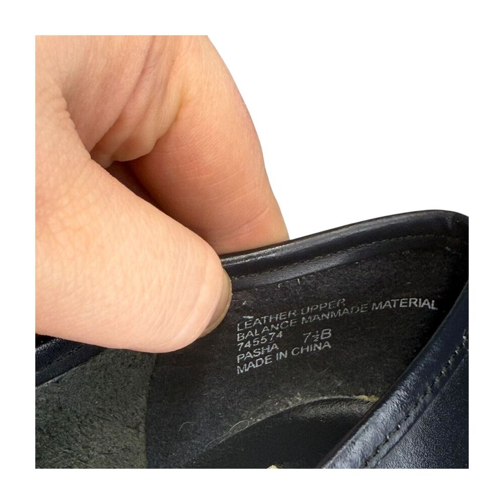 Just Libby Women's US 7.5B Loafer Black Leather Block Heel Casual Slip-On Shoes - Picture 7 of 7
